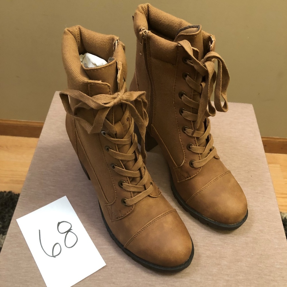 XOXO Brand New 8.5 boots